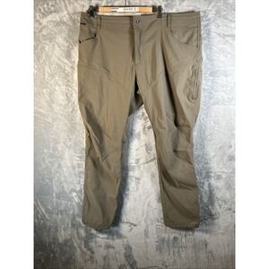 Kuhl Pants Mens 42x31 Beige Renegade Rock Cargo Hiking Gorpcore READ